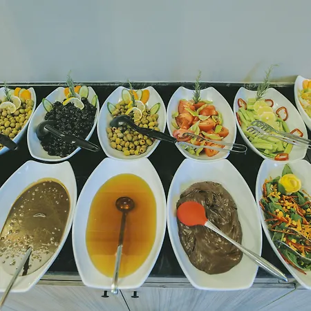 Hotel Serenity Airport 4*