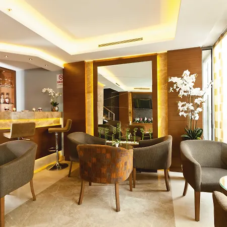 Hotel Emerald