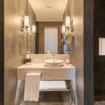 מלון Golden Tulip Bayrampasa איסטמבול