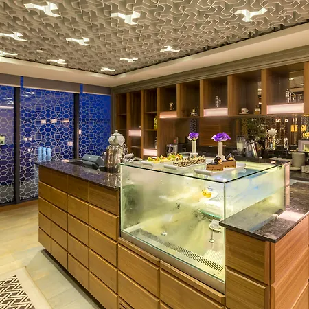 Golden Tulip Bayrampasa
