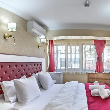 Отель Cihangir Palace Стамбул