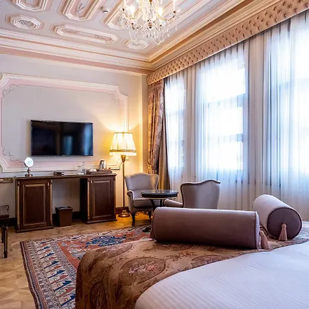 Ortakoey Hotell