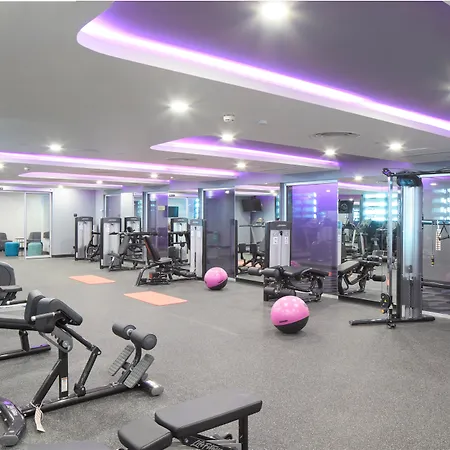 Hotel Yotel Airport, Entrance Istambul