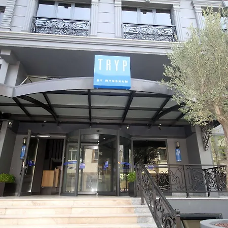 Tryp By Wyndham Atasehir فندق 3*