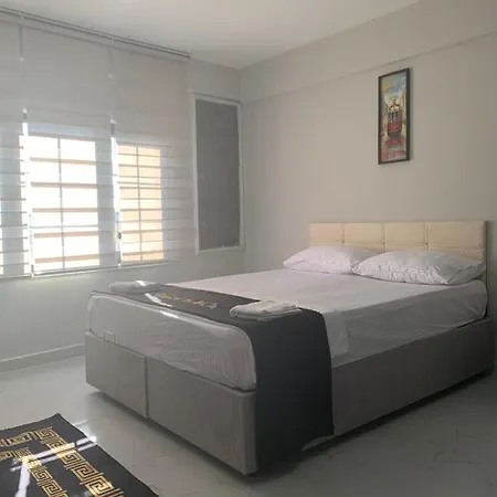 Nearby Taksim Spacious Flat With Duble Bed *