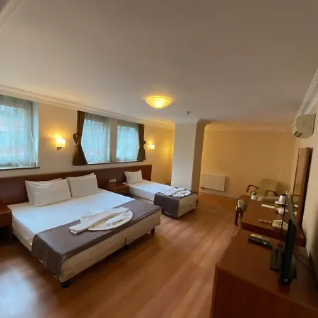 Triada Gayrettepe Hotel 3*