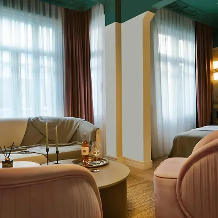 Magnova Vitality Boutique Hotel *