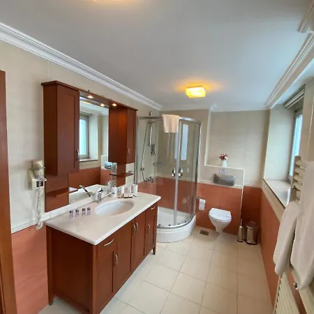 Triada Gayrettepe Hotel Istanbul