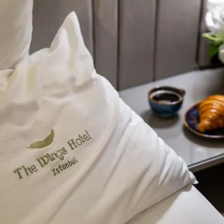 Hotel The Wings