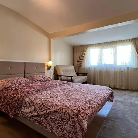 200 M2 Muhtesem Cati Kati, Roof * Istanbul
