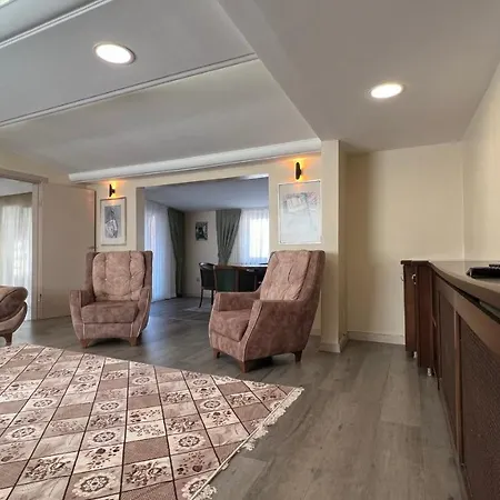 Apartment 200 M2 Muhtesem Cati Kati, Roof *