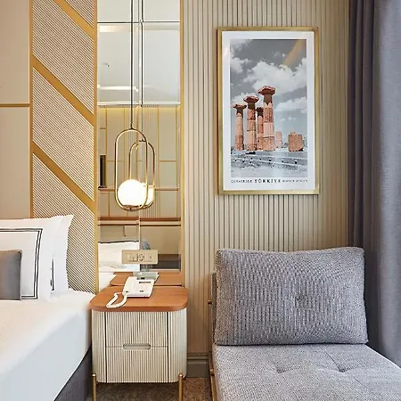 Hotel The Hubi