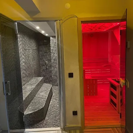 Azra Sultan & Hotel
