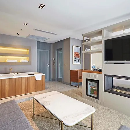 The Hubi Hotel 4*