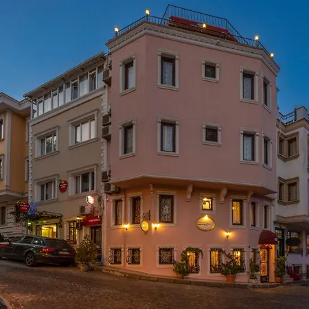 Hotel Lynda