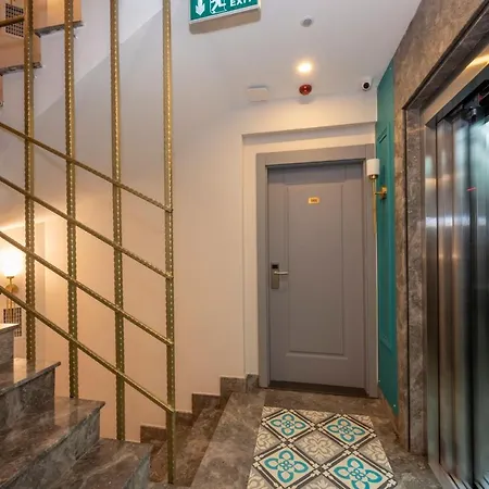 Lynda Hotel Istanbul