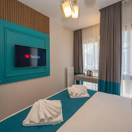 Lynda Hotel 4*