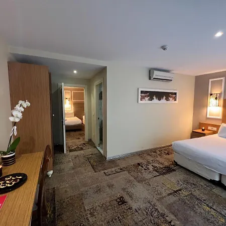 All Seasons Hotel 4*