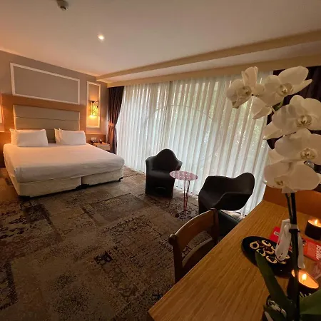 Hotel All Seasons 4*