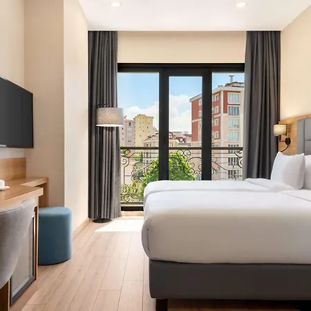 فندق Tryp By Wyndham Atasehir 3*