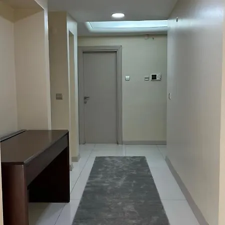 200 M2 Muhtesem Cati Kati, Roof Istanbul