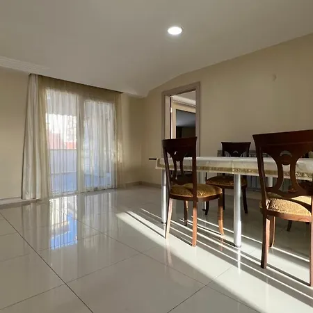 Apartment 200 M2 Muhtesem Cati Kati, Roof *