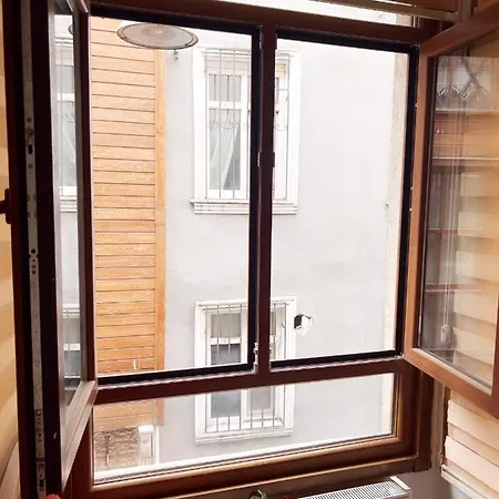 Apartment Frame Istanbul