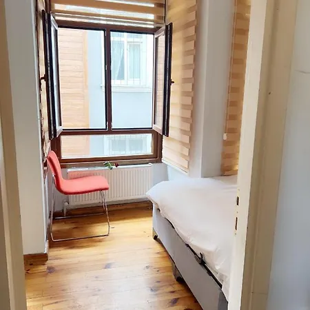 Frame Apartment Istanbul