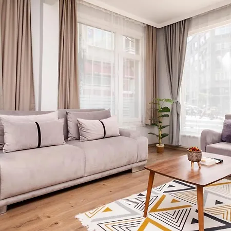 Lovely Flat Near Shore And Trendy Spots In Kadikoy