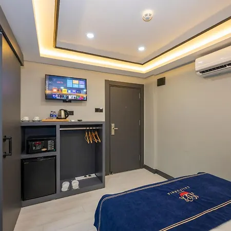California Hotel 3*
