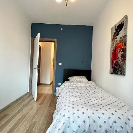 Apartment Alpha Home-aris