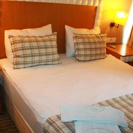 Alyon Hotel