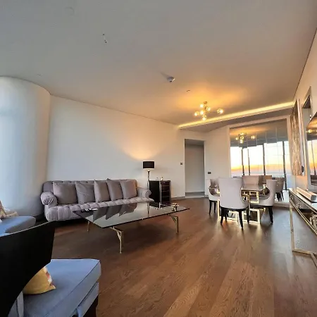 A Luxury 150m2, 3 Min To Istinye Park Mall, 8 Min To Vadi Istanbul, 2 Bedroom 3 Bathroom