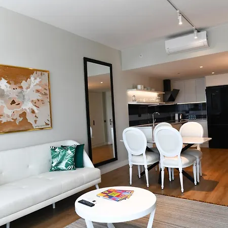 Apartment G Tower Furnished *