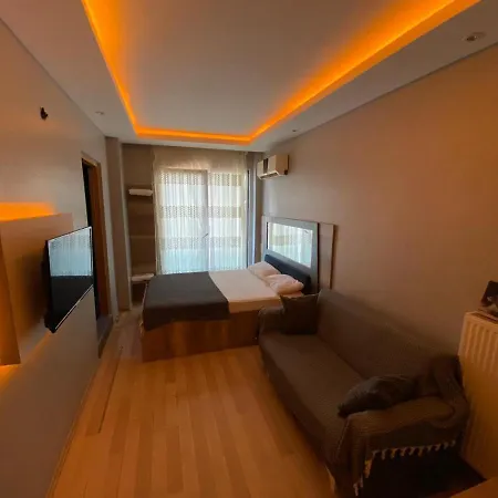 Aparthotel Tuzla First House