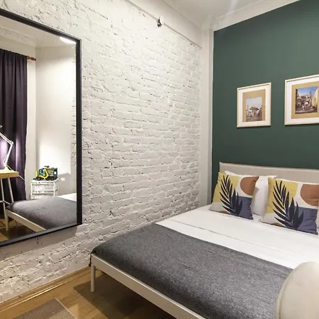 شقة Vibrant Flat With Balcony In Sisli *
