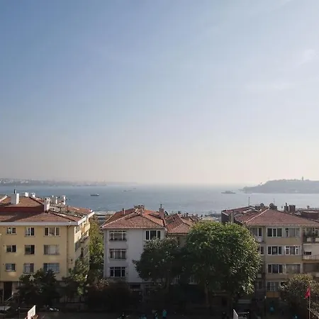 شقة Apartment-large Balcony With View *