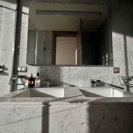 A Luxury 150m2, 3 Min To Istinye Park Mall, 8 Min To Vadi Istanbul, 2 Bedroom 3 Bathroom * İstanbul