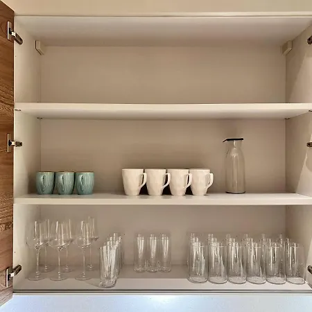 A Luxury 150m2, 3 Min To Istinye Park Mall, 8 Min To Vadi Istanbul, 2 Bedroom 3 Bathroom