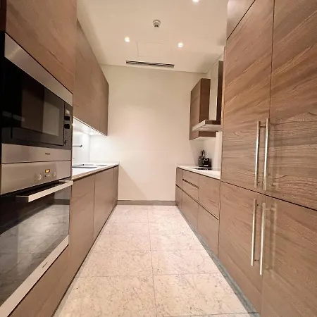 Daire A Luxury 150m2, 3 Min To Istinye Park Mall, 8 Min To Vadi Istanbul, 2 Bedroom 3 Bathroom İstanbul