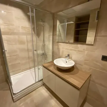 View With Wifi And Pool