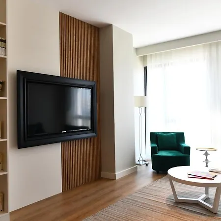 G Tower Furnished Apartment *
