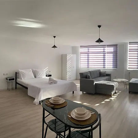 アパート No19 Pendik イスタンブール