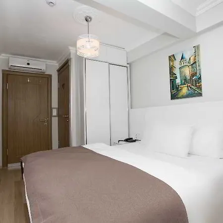 Lavanta Hotel 3*
