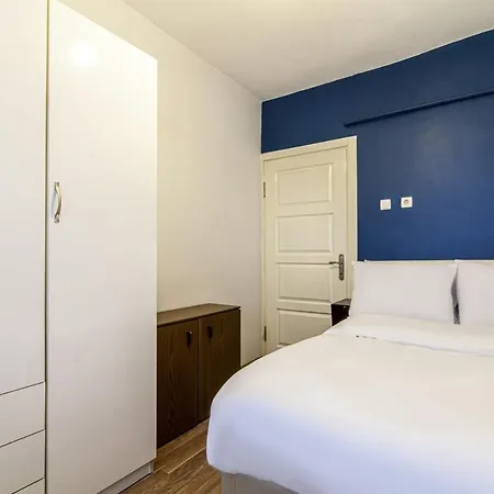 Flat Near Attractions In Ortakoy Apartmán
