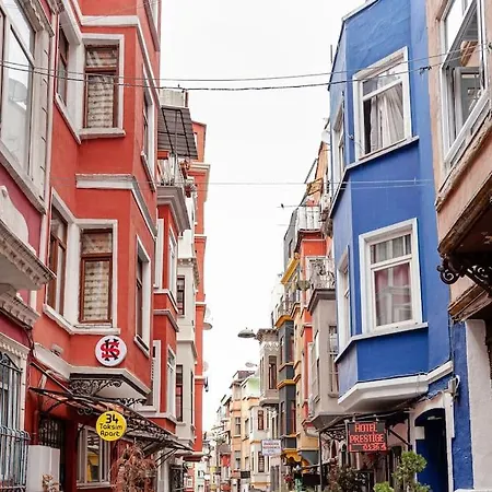 Апарт-отель Taksim La Perla Suit Стамбул