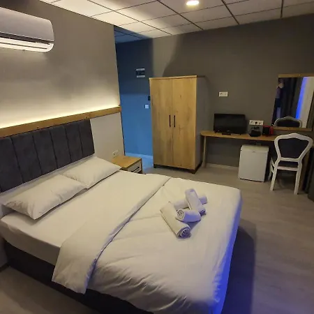 Aparthotel Oeztuerks *