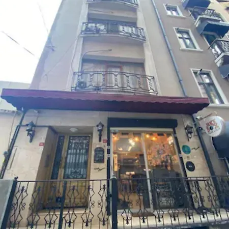 Elegance Aparts Cihangir Istanboel
