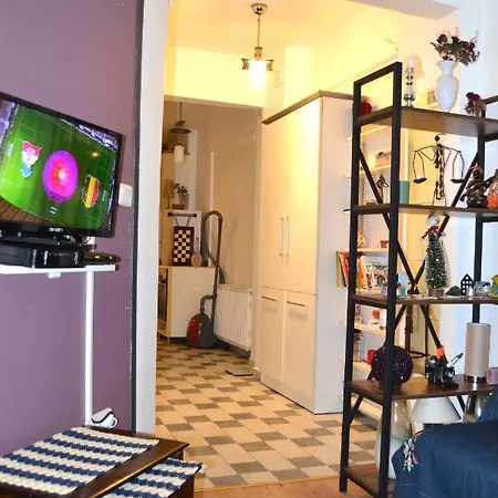 Amazing Rooftop View & Location Apartment Istanbul