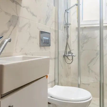 Apartment Refreshing And In Beyoglu
